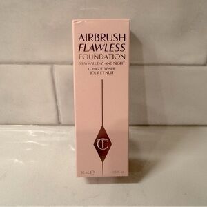 🆕 Charlotte Tilbury Airbrush Flawless Foundation